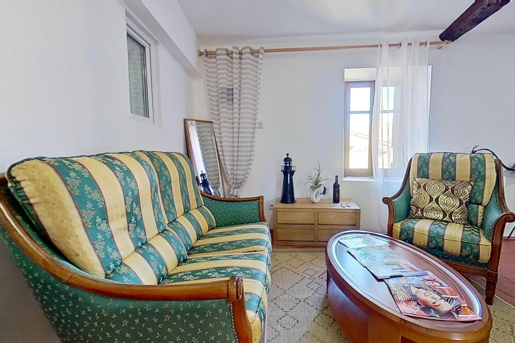 Les 2 Droles D'Oiseaux Bed & Breakfast Luc-sur-Orbieu Ngoại thất bức ảnh