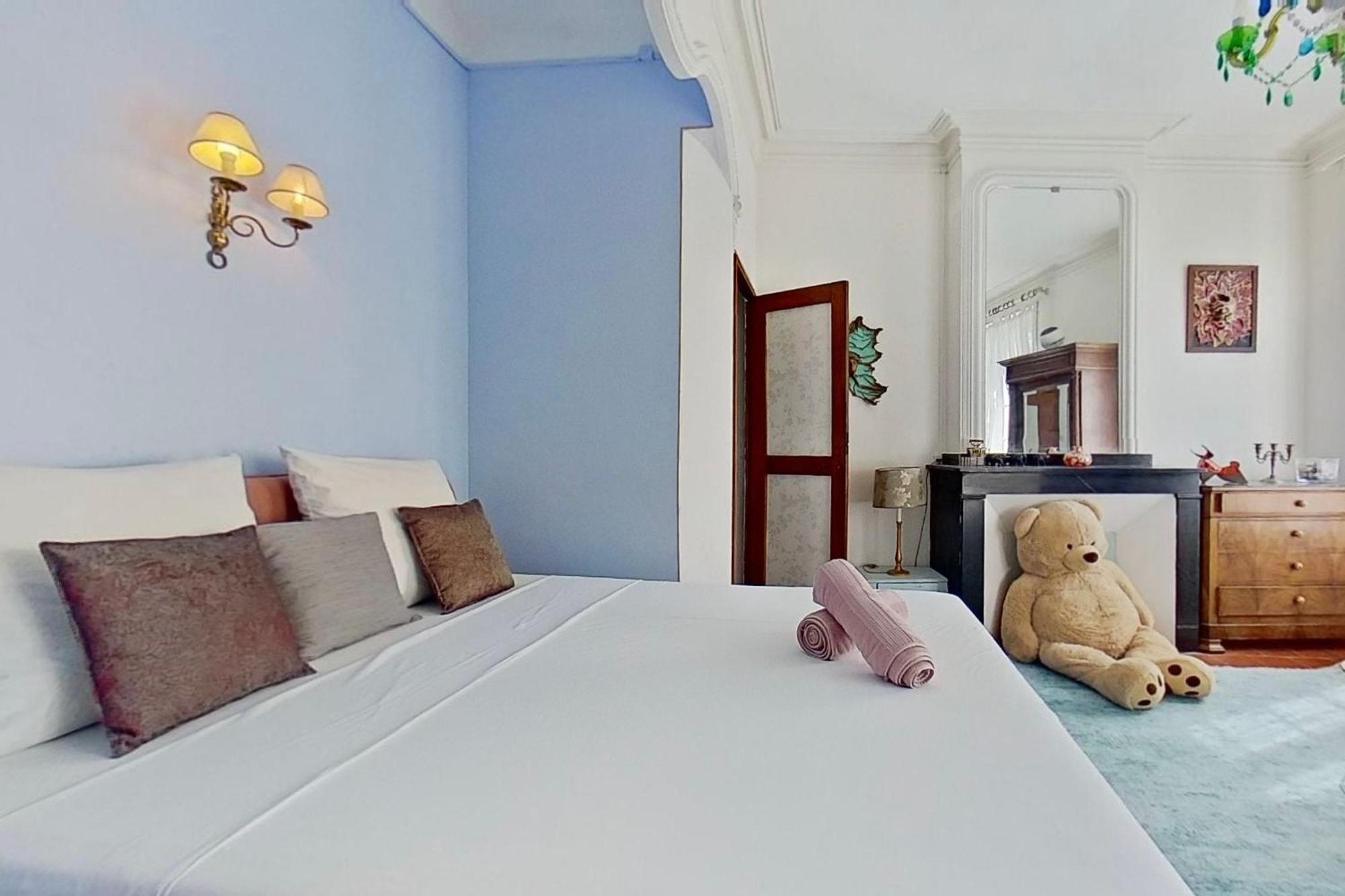 Les 2 Droles D'Oiseaux Bed & Breakfast Luc-sur-Orbieu Ngoại thất bức ảnh