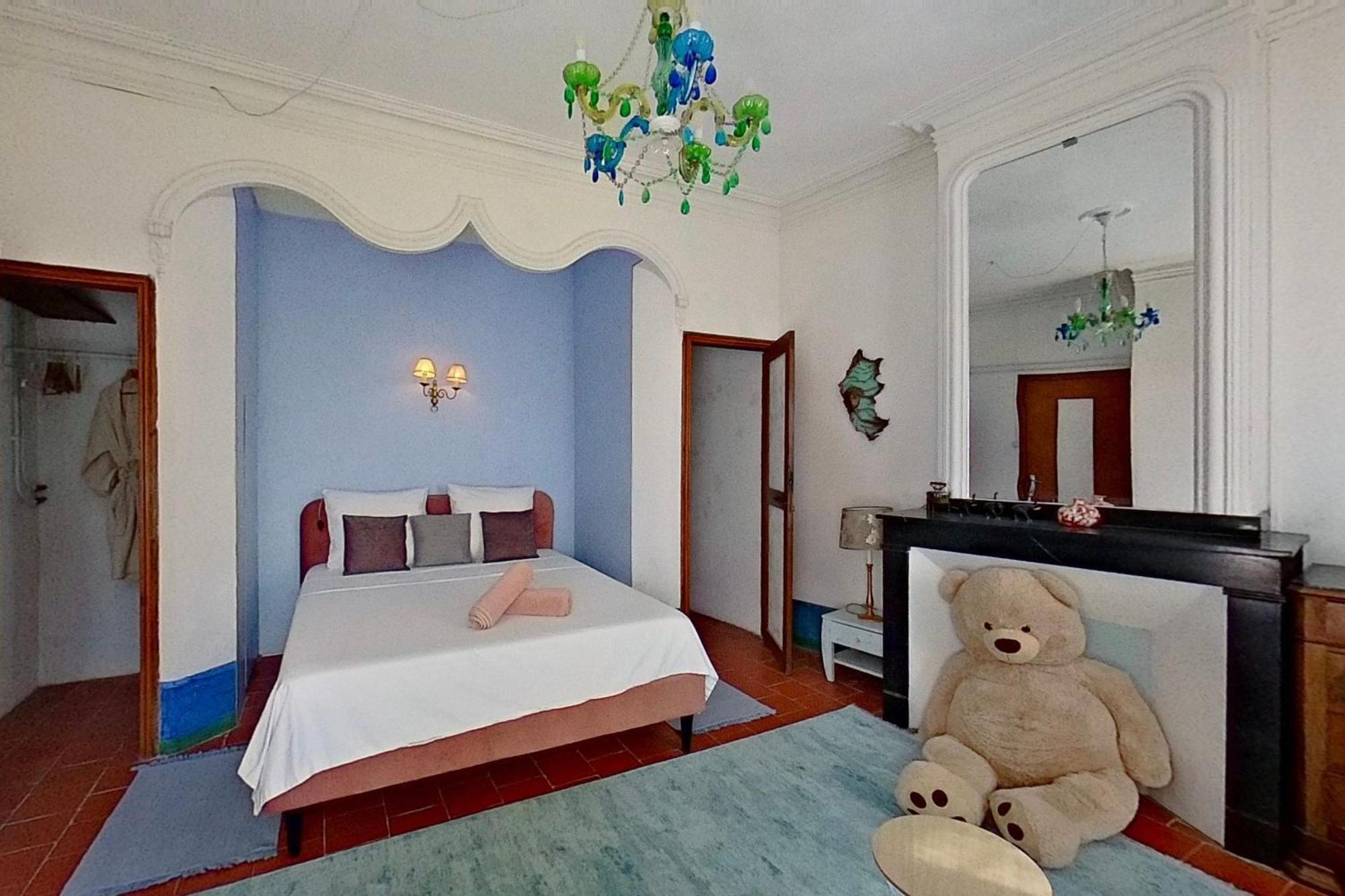 Les 2 Droles D'Oiseaux Bed & Breakfast Luc-sur-Orbieu Ngoại thất bức ảnh
